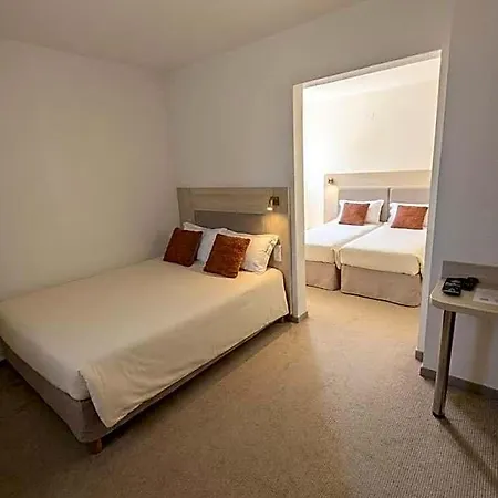 Brit Confort Deltour Hotel