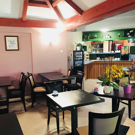 Hotel Brit Hotel Confort Deltour Mende 3*